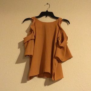 Haute Monde cold shoulder top